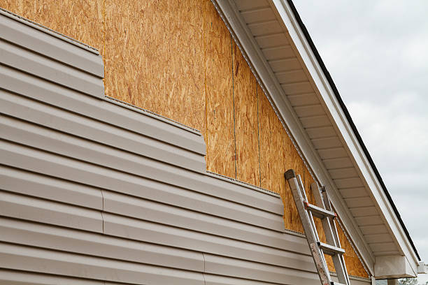 Professional Fiber Cement Siding technician working in Delta, CO